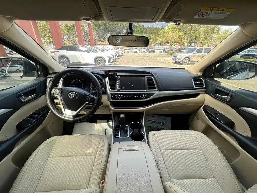 Used Toyota Highlander 2021 2.0T two-wheel drive elite version 5 seats