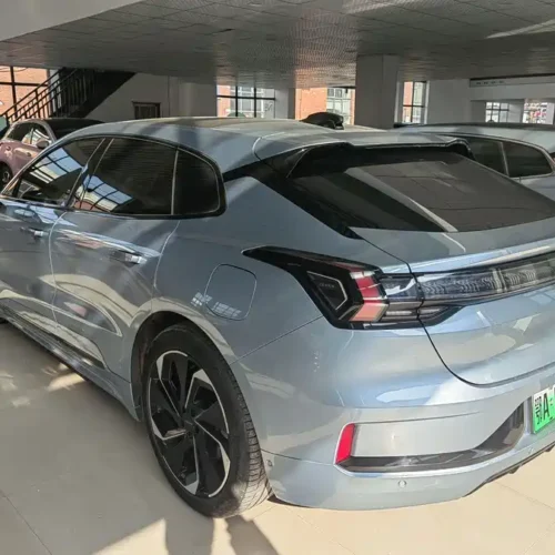 900x675_0_q87_c42_autohomecar__Chto52mvyiOAYaLvAAXdkBbcmHc257.jpg.webp Used Zeekr 001 2022 model long endurance dual motor WE version