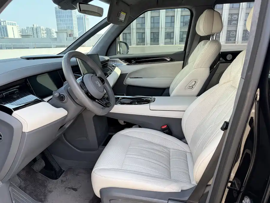 900x675_0_q87_c42_autohomecar__Chto52mw4zGAdRgCAAi8feY6nvs821.jpg.webp Used Zeekr 009 2022 WE version