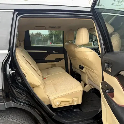 900x675_0_q87_c42_autohomecar__Chto52mw50iABLJjAAjQORII53I845.jpg.webp Used Toyota Highlander 2015 2.0T four-wheel drive elite version 7 seats