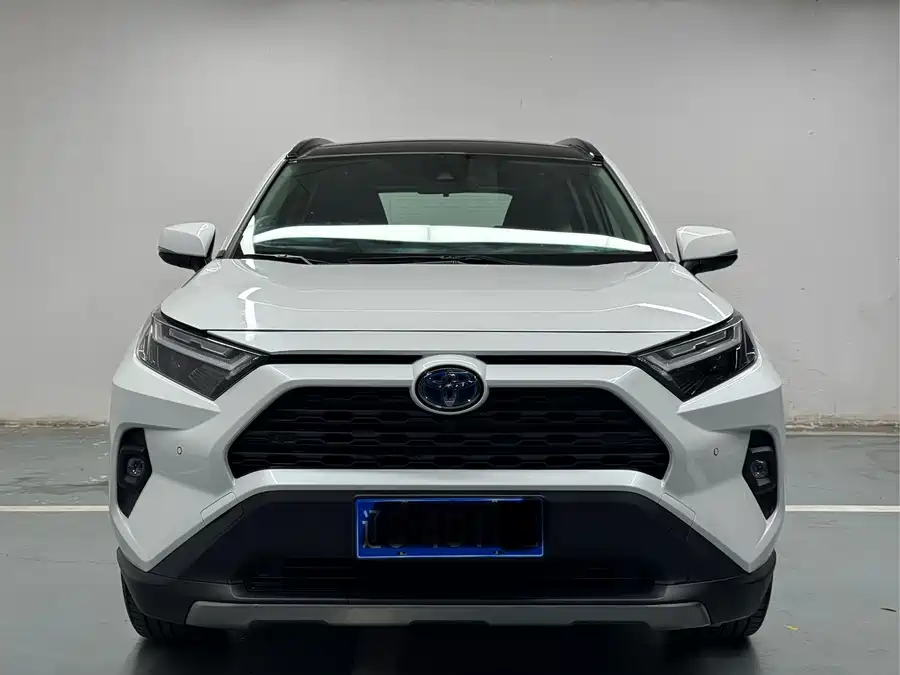 900x675_0_q87_c42_autohomecar__Chto52mwvb2AAaT7AAW_iBMQPDw520.jpg.webp Used Toyota RAV4 Rongfang 2024 Dual Engine 2.5L E-CVT Two-wheel Drive Elite Plus Edition