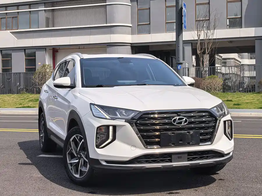 900x675_0_q87_c42_autohomecar__Chto52mxEtCAMdtgAAhKQEldGTM580.jpg.webp Used Hyundai Tucson 2020 280TGDi 2WD GLS Smart Connected Edition National VI