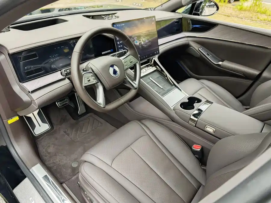 900x675_0_q87_c42_autohomecar__Chto52mxF8aAAOFIAAYyz5rvNWU342.jpg.webp Used Denza Z9 2024 1100km four-wheel drive Ultra version