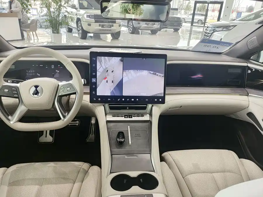 900x675_0_q87_c42_autohomecar__Chto52myRKmAMgO_AAj7h3xhcWk851.jpg.webp Used Denza Z9 2024 1100km four-wheel drive Max version
