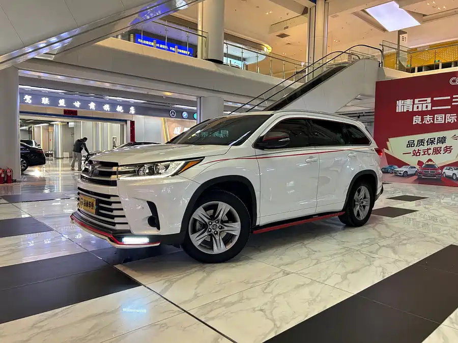 Used Toyota Highlander 2018 2.0T four-wheel drive luxury version