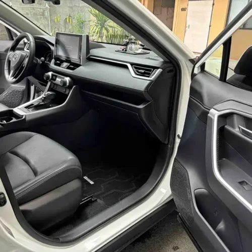 Used Toyota RAV4 Rongfang 2020 2.0L CVT four-wheel drive fashion version