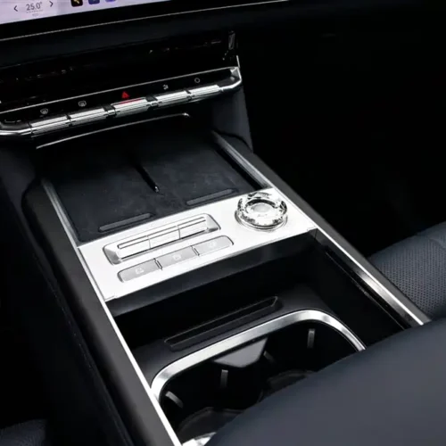 900x675_0_q87_c42_autohomecar__Chto52mybuOAC-MWAAEuE9pbwpA440.jpg.webp Used Zeekr 9X 2025 Hyper Edition 70kWh