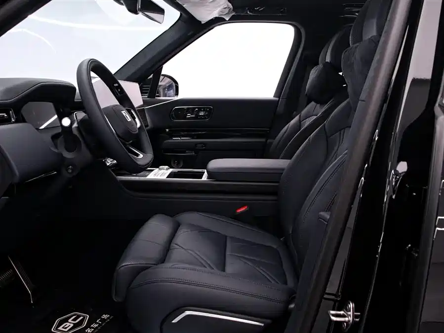 900x675_0_q87_c42_autohomecar__Chto52mybuOAeJ7KAAFVud_NkPo040.jpg.webp Used Zeekr 9X 2025 Hyper Edition 70kWh
