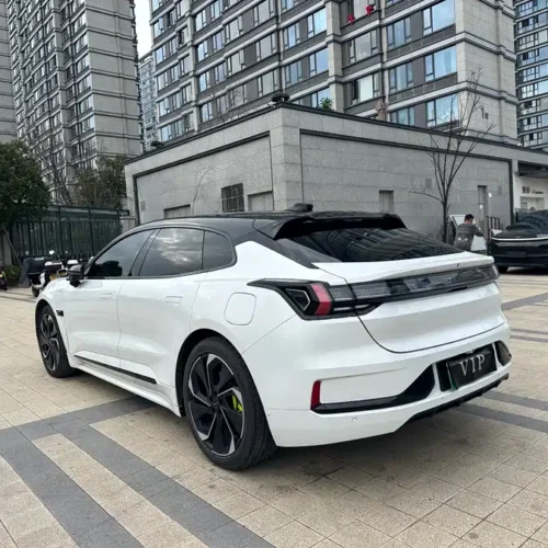 900x675_0_q87_c42_autohomecar__Chto52myesaAKue1AA8F2i6x_iQ745.jpg.webp Used Zeekr 001 2022 model super long battery life dual motor YOU version