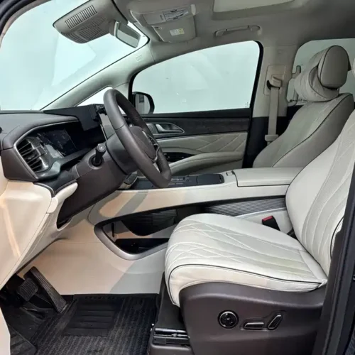 900x675_0_q87_c42_autohomecar__Chto52mymFuAeLyLAAgcsiSUpnk004.jpg.webp Used Denza D9 2024 DM-i 1050 Exclusive Type