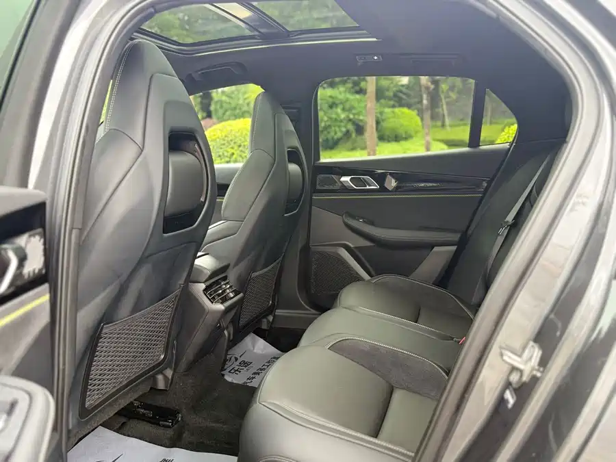 900x675_0_q87_c42_autohomecar__ChtpWGj2Ww2AcX3fAAcY3WMSyDI034.jpg.webp Used Lynk & Co 03 2023 1.5TD DCT Pro