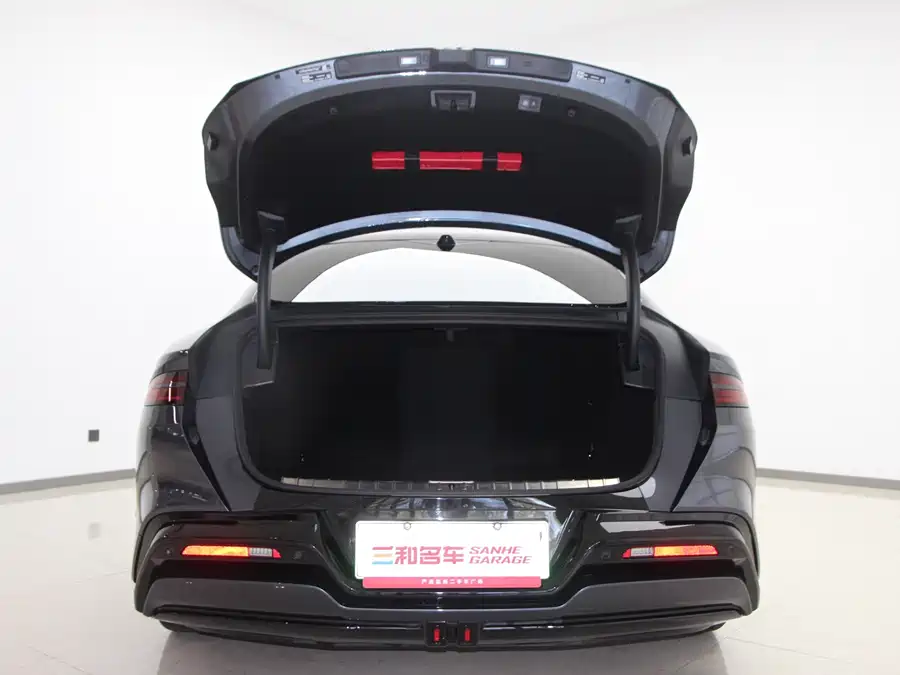 900x675_0_q87_c42_autohomecar__ChtpWGkBid2ACz1EAAUMyr9G_tM660.jpg.webp Used Denza Z9 2024 1100km four-wheel drive Ultra version