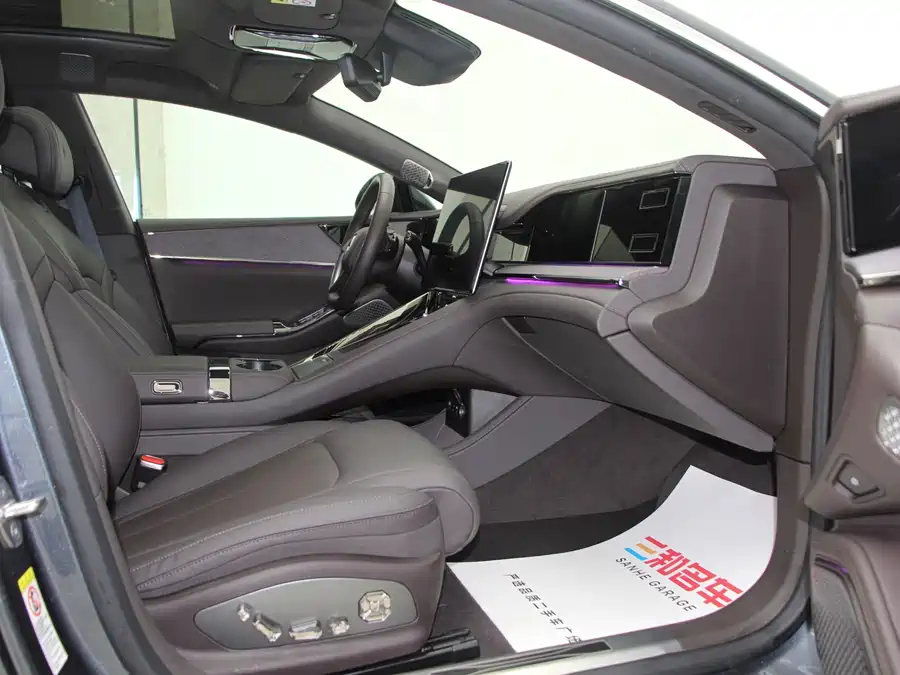 900x675_0_q87_c42_autohomecar__ChtpWGkBiduAZuN3AAf4rIZ4-Is783.jpg.webp Used Denza Z9 2024 1100km four-wheel drive Ultra version