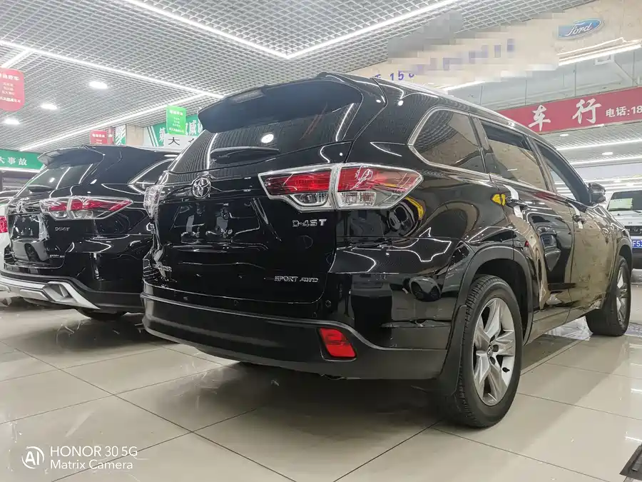 900x675_0_q87_c42_autohomecar__ChtpWGkMN6yAYrYVAAWvwtWtMHQ475.jpg.webp Used Toyota Highlander 2017 2.0T four-wheel drive luxury version 7 seats