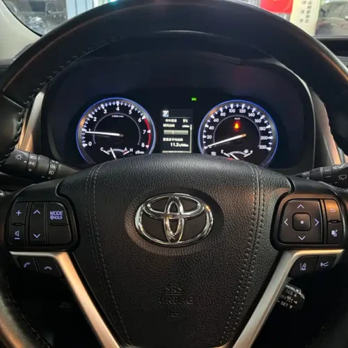 Used Toyota Highlander 2018 2.0T four-wheel drive luxury version