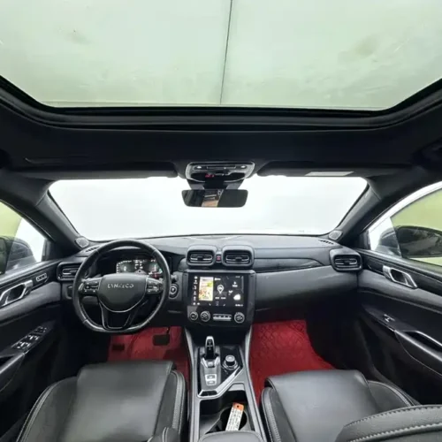 900x675_0_q87_c42_autohomecar__ChtpWGkoF4WAMKp5AANDoOvj6zc719.jpg.webp Used Lynk & Co 03 2022 1.5TD DCT Pro