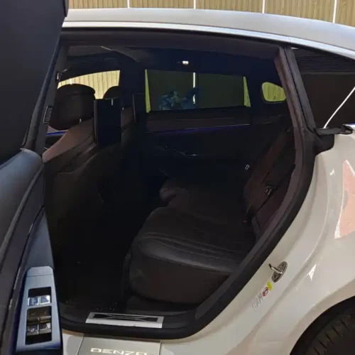 900x675_0_q87_c42_autohomecar__ChtpWGl0d2eAaDEoAASIrNLpPVo719.jpg.webp Used Denza Z9 2024 1100km four-wheel drive Ultra version