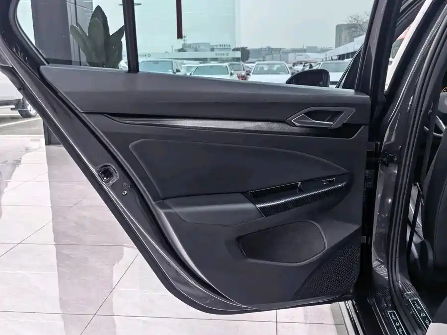 Used Golf 2023 280TSI DSG R-Line Lite