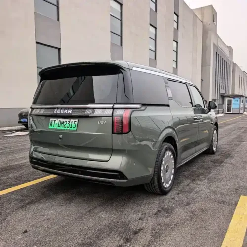 900x675_0_q87_c42_autohomecar__ChtpWGl6-O6ARINrAAm1kIVkdcI596.jpg.webp Used Zeekr 009 2024 seven-seater aisle version 108kWh