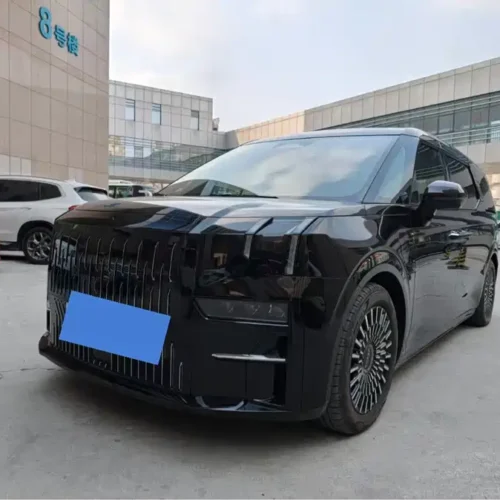 900x675_0_q87_c42_autohomecar__ChtpWGl6HAWAHfX7AAPmWutHBT4300.jpg.webp Used Zeekr 009 2022 facelift WE version
