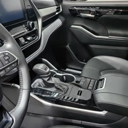 900x675_0_q87_c42_autohomecar__ChtpWGl7LnyAPytLAAULrF7w-7w025.jpg.webp Used Toyota Highlander 2023 2.5L smart electric hybrid dual-engine four-wheel drive luxury version 7 seats