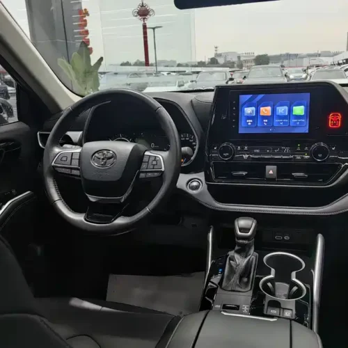900x675_0_q87_c42_autohomecar__ChtpWGl7LoKAKGyWAAStrpzOnOk710.jpg.webp Used Toyota Highlander 2023 2.5L smart electric hybrid dual-engine four-wheel drive luxury version 7 seats