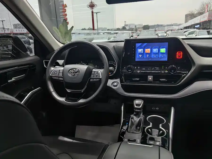 900x675_0_q87_c42_autohomecar__ChtpWGl7LoKAKGyWAAStrpzOnOk710.jpg.webp Used Toyota Highlander 2023 2.5L smart electric hybrid dual-engine four-wheel drive luxury version 7 seats