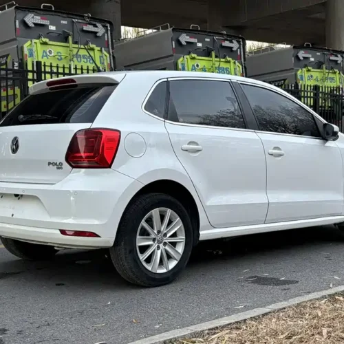 900x675_0_q87_c42_autohomecar__ChtpWGl8zLCADUOCAAe2gRFMWyk400.jpg.webp Used Volkswagen Polo 2014 1.6L automatic comfort version