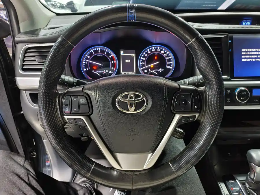 Used Toyota Highlander 2018 2.0T four-wheel drive premium version