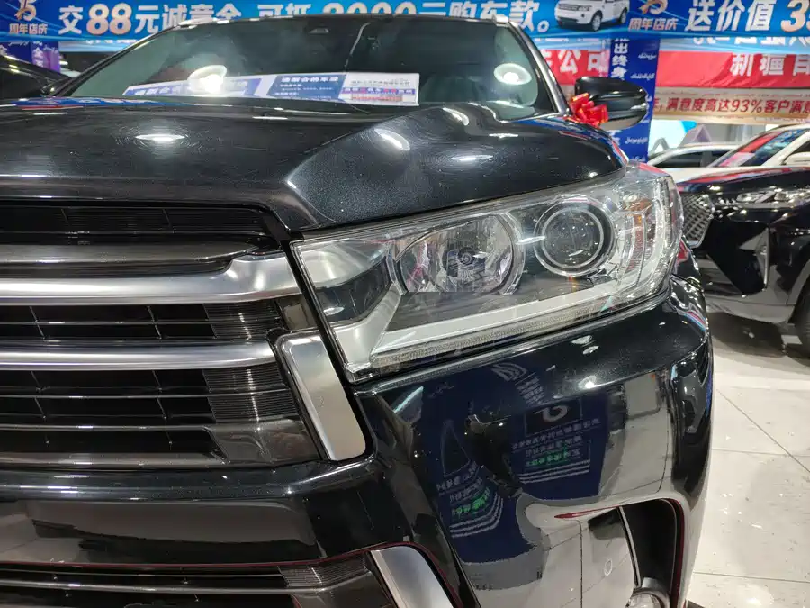 Used Toyota Highlander 2018 2.0T four-wheel drive premium version