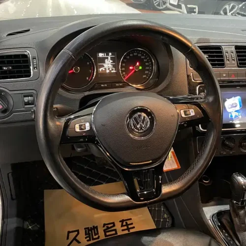 Used Volkswagen Polo 2016 1.6L automatic comfort model