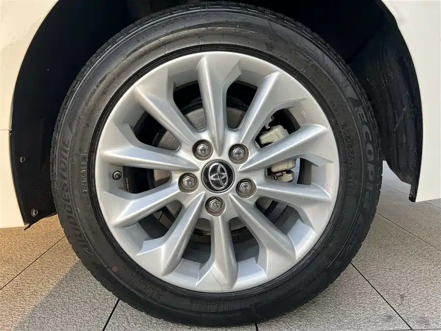 900x675_0_q87_c42_autohomecar__ChtpWGlPoVOAfMpWAAKJPVwMjPw474.jpg.webp Used Toyota Corolla 2021 1.2T S-CVT Elite PLUS Edition