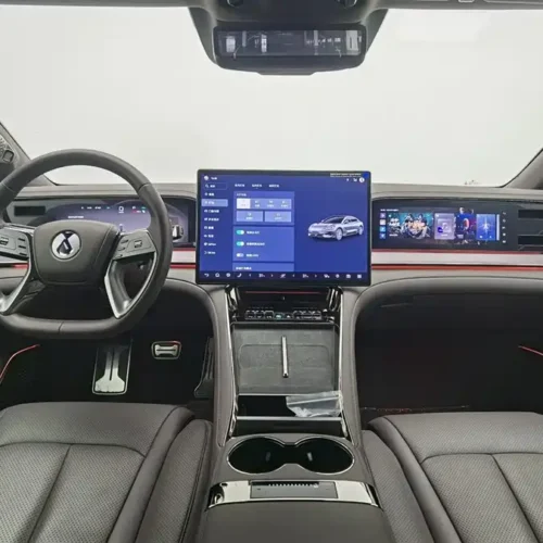 900x675_0_q87_c42_autohomecar__ChtpWGlRhrGAIDc8AAH-CVtrbPU887.jpg.webp Used Denza Z9 2024 1100km four-wheel drive Ultra version
