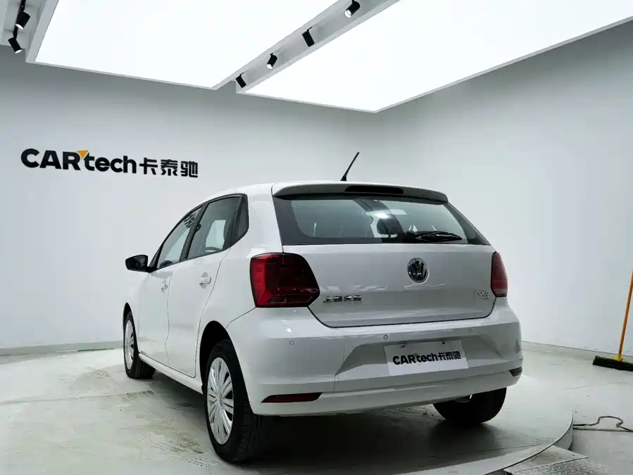 Used Volkswagen Polo 2016 1.6L automatic comfort model