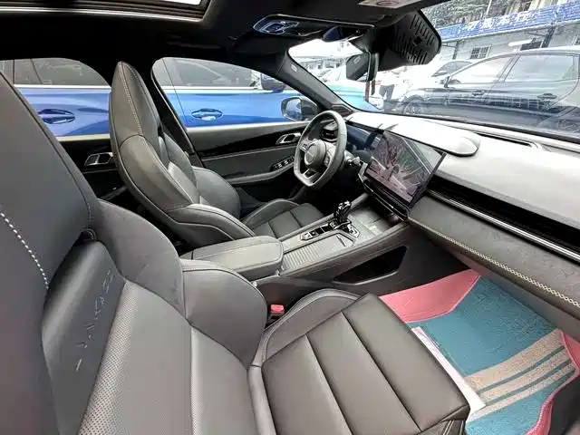 Used Lynk & Co 03 2023 1.5TD DCT Pro