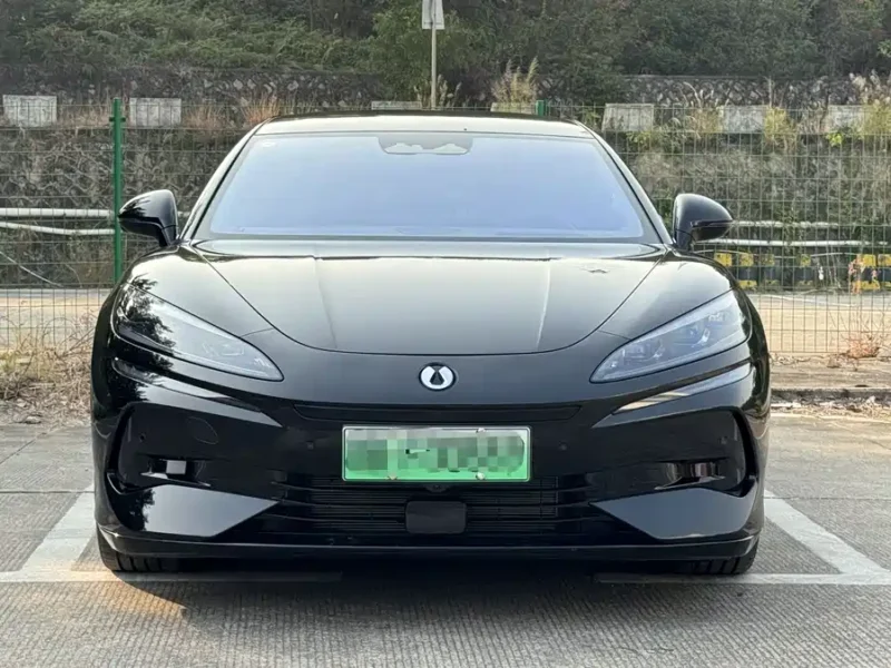 Used Denza Z9 2024 1100km four-wheel drive Max version