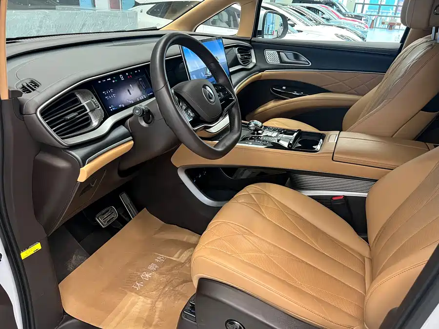 Used Denza D9 2025 DM-i smart driving version 1020 four-wheel drive flagship model