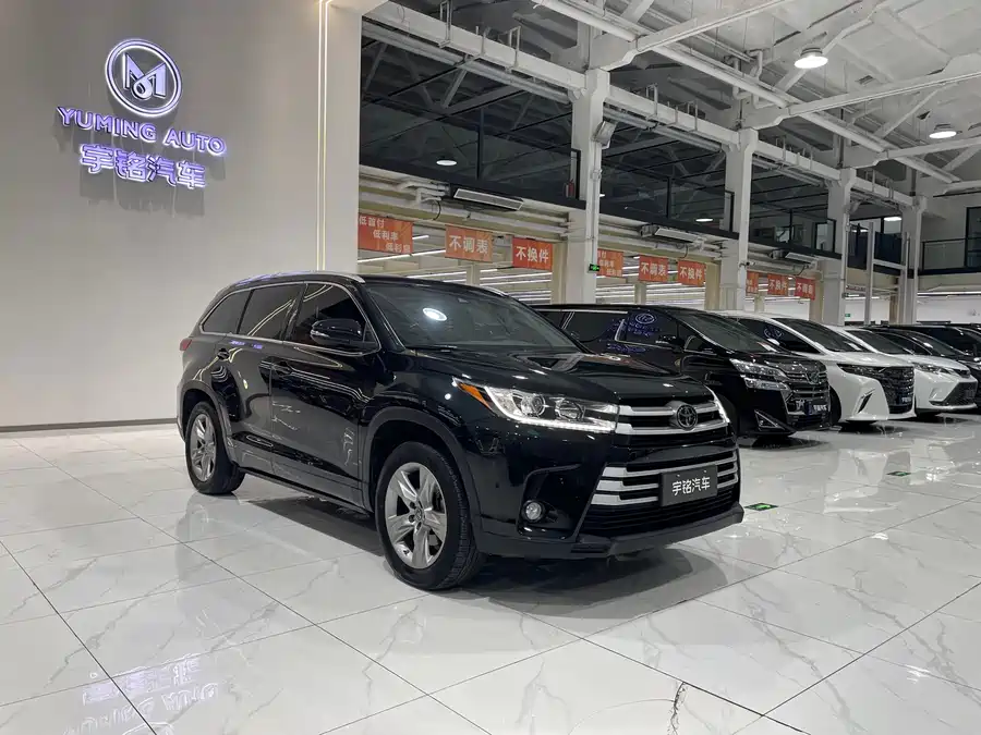 900x675_0_q87_c42_autohomecar__ChtpWGlu_v-ACt5jAAidsCCc4aY671.jpg.webp Used Toyota Highlander 2018 2.0T two-wheel drive luxury version