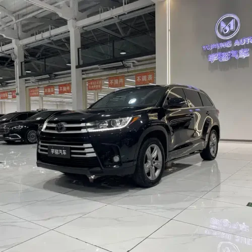 900x675_0_q87_c42_autohomecar__ChtpWGlu_viAbXAMAAgoRL2BXXI465.jpg.webp Used Toyota Highlander 2018 2.0T two-wheel drive luxury version