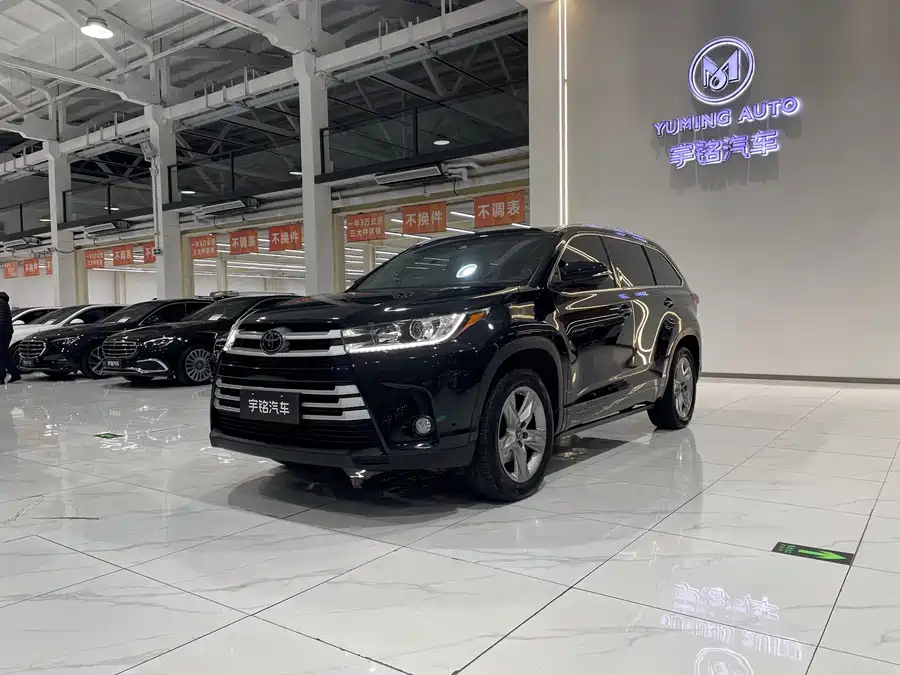 900x675_0_q87_c42_autohomecar__ChtpWGlu_viAbXAMAAgoRL2BXXI465.jpg.webp Used Toyota Highlander 2018 2.0T two-wheel drive luxury version
