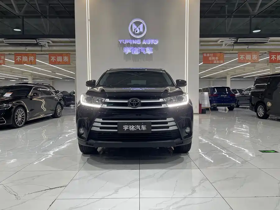 900x675_0_q87_c42_autohomecar__ChtpWGlu_vmAY9ATAAfCaJ3FmTo892.jpg.webp Used Toyota Highlander 2018 2.0T two-wheel drive luxury version