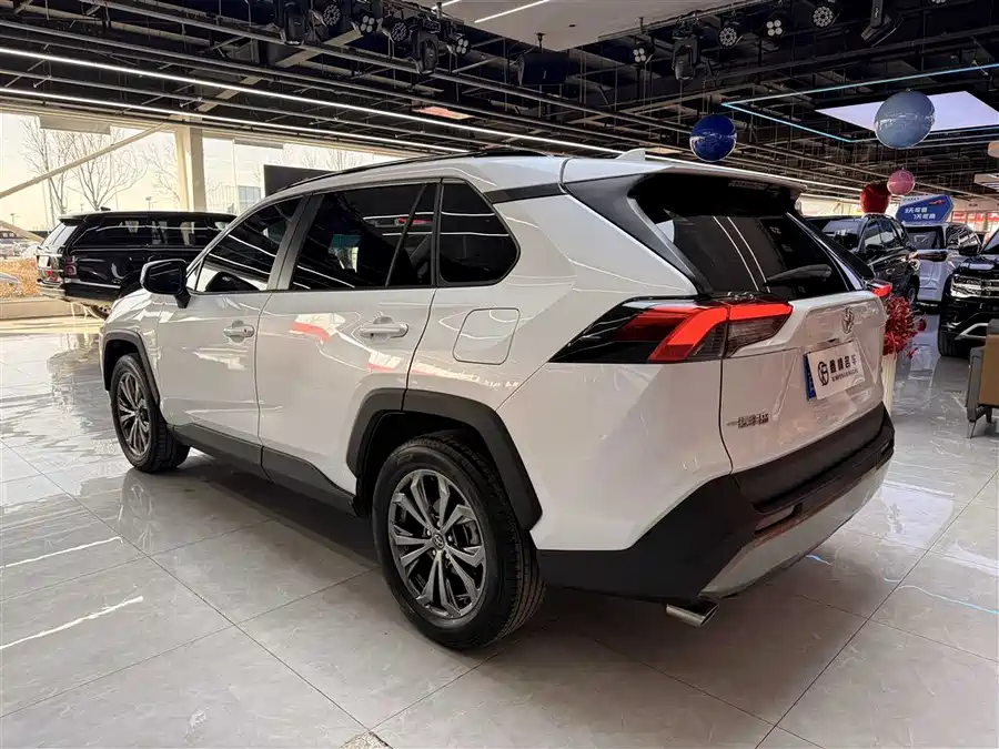 Used Toyota RAV4 Rongfang 2023 2.0L CVT two-wheel drive fashion Plus version