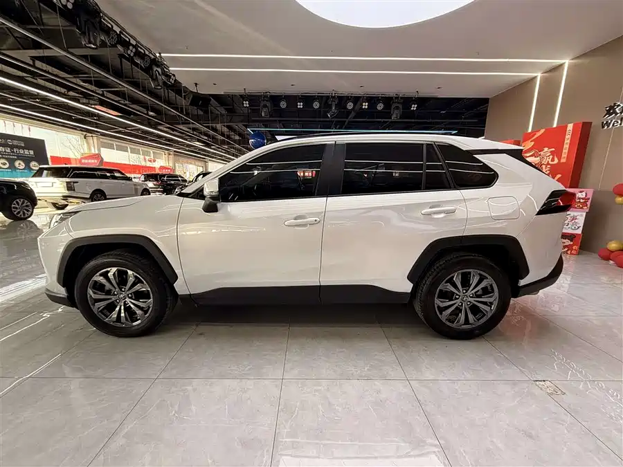 Used Toyota RAV4 Rongfang 2023 2.0L CVT two-wheel drive fashion Plus version