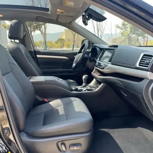 Used Toyota Highlander 2021 2.0T two-wheel drive luxury version 7 seats