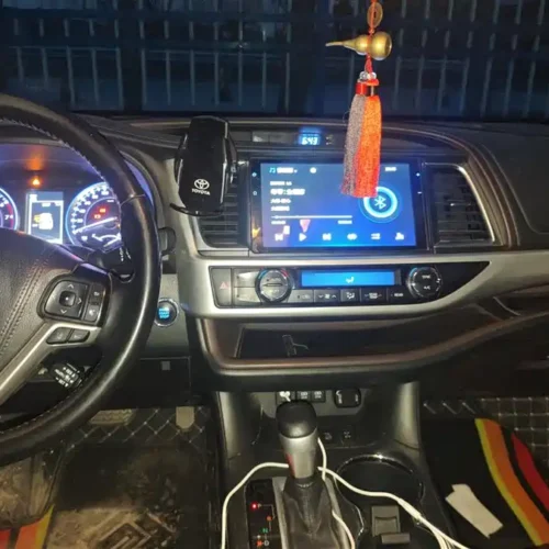 900x675_0_q87_c42_autohomecar__ChtpWGm1C0-AAaZEAAHjJmCI42Q263.jpg.webp Used Toyota Highlander 2018 2.0T four-wheel drive luxury version 7 seats National V