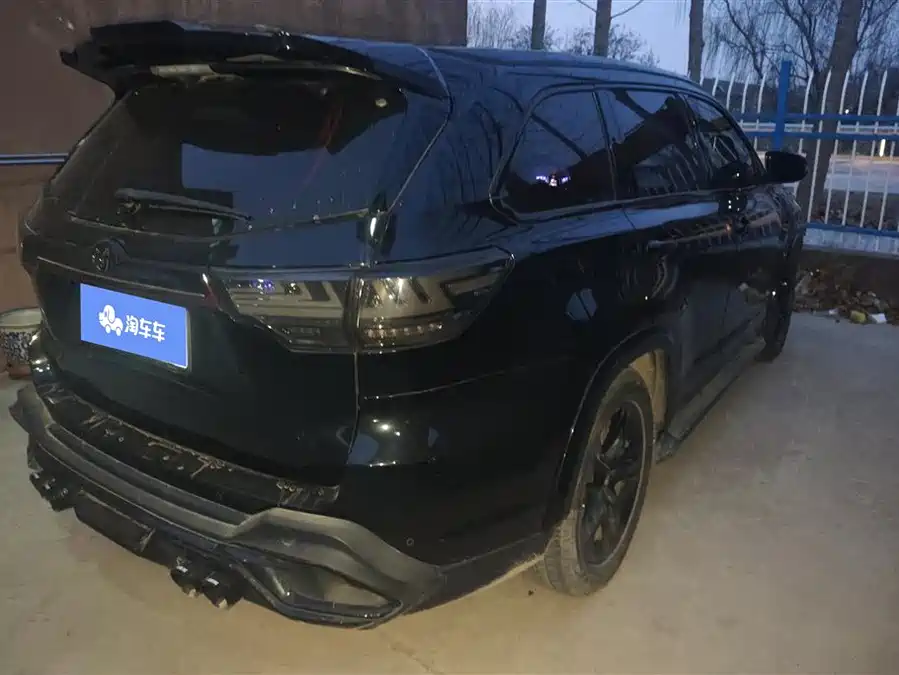 900x675_0_q87_c42_autohomecar__ChtpWGm1C0yAA8ktAAFvEb39mco478.jpg.webp Used Toyota Highlander 2018 2.0T four-wheel drive luxury version 7 seats National V