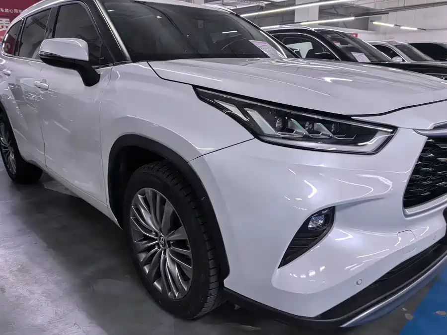 900x675_0_q87_c42_autohomecar__ChtpWGm2IHuAUjqLAARCu_mup6A158.jpg.webp Used Toyota Highlander 2024 380T four-wheel drive premium version 7 seats