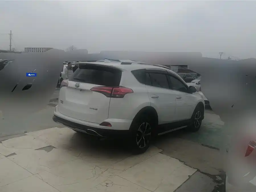 Used Toyota RAV4 Rongfang 2016 2.0L CVT two-wheel drive urban version National V