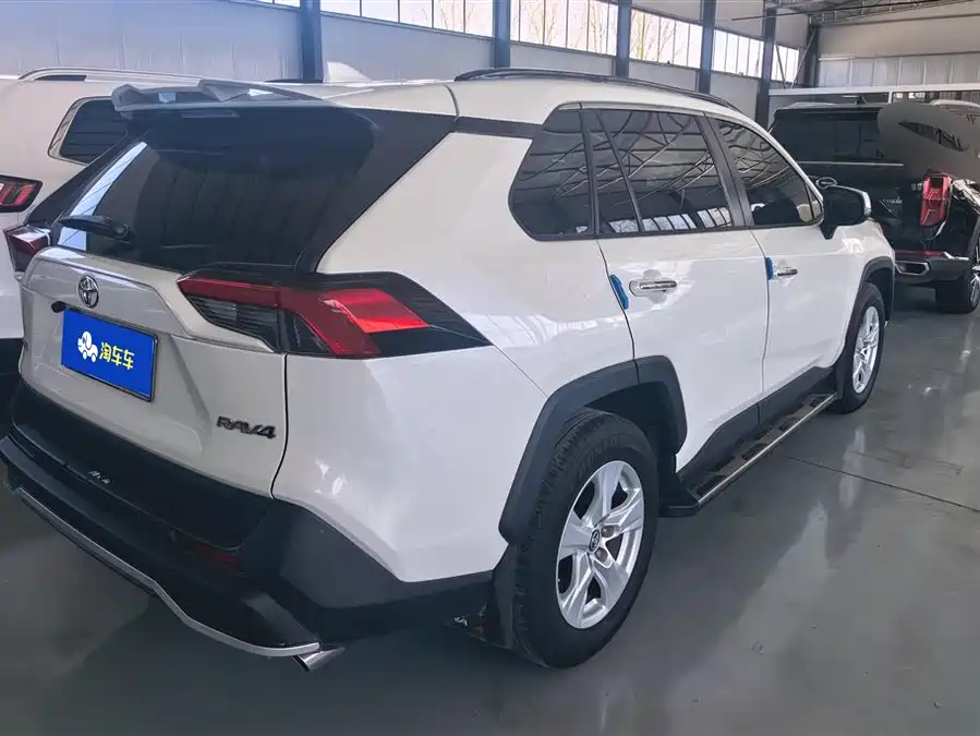 Used Toyota RAV4 Rongfang 2020 2.0L CVT two-wheel drive urban version