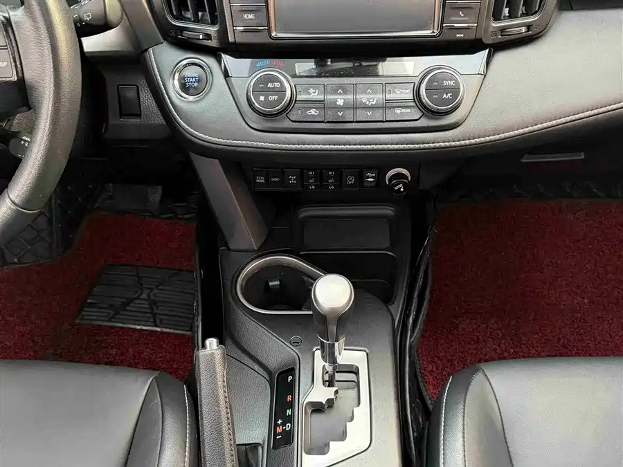 900x675_0_q87_c42_autohomecar__ChtpWGm6hgGAHlkUAARe9_LLSlk899.jpg.webp Used Toyota RAV4 Rongfang 2016 2.0L CVT four-wheel drive cutting-edge version National V